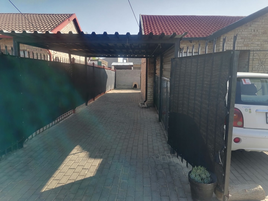 To Let 3 Bedroom Property for Rent in Grasslands Free State